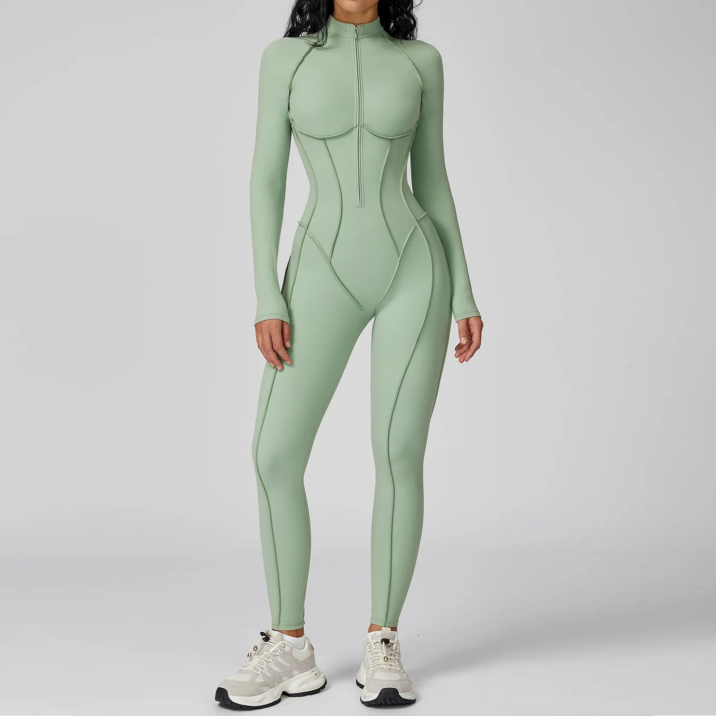 Long-sleeved jumpsuit, ideal for the gym, with a zipper, perfect for high-intensity workouts.