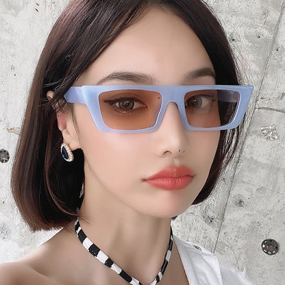 Retro square sunglasses with UV400 protection