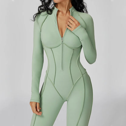 Long-sleeved jumpsuit, ideal for the gym, with a zipper, perfect for high-intensity workouts.