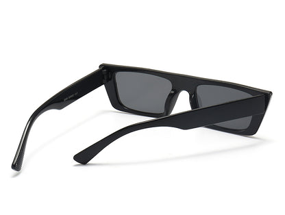 Retro square sunglasses with UV400 protection