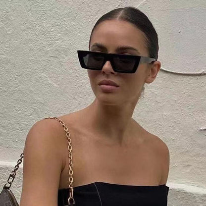 Retro square sunglasses with UV400 protection
