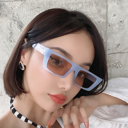 Retro square sunglasses with UV400 protection